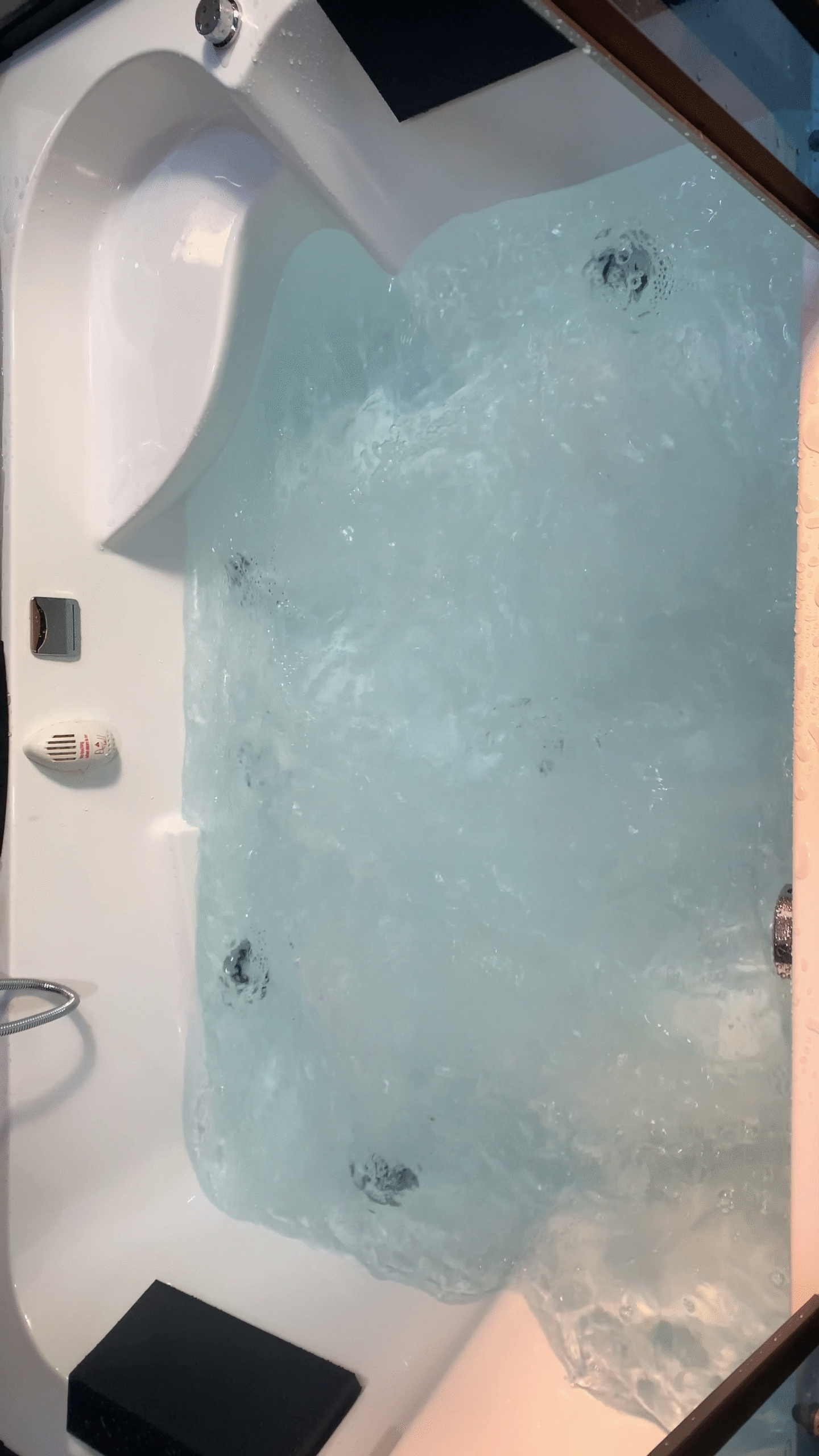 vlcsnap-2025-10-28-17h15m13s145